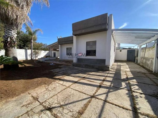 casa indipendente in vendita a Marsala