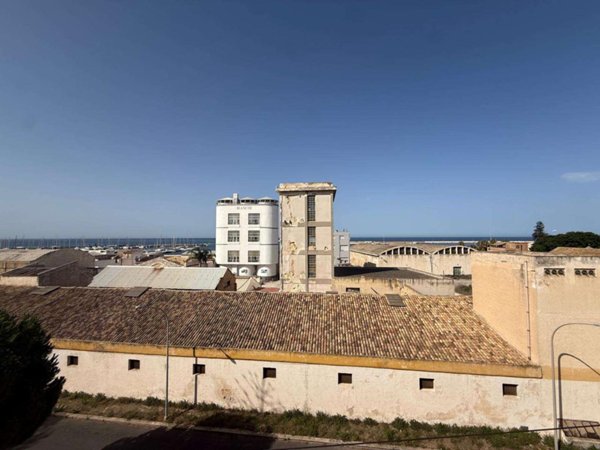 appartamento in vendita a Marsala in zona Centro Storico