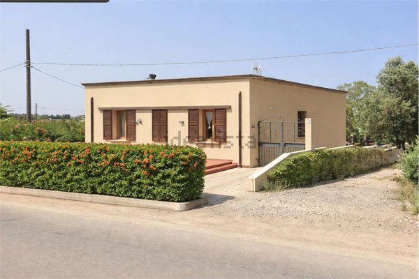 casa indipendente in vendita a Marsala