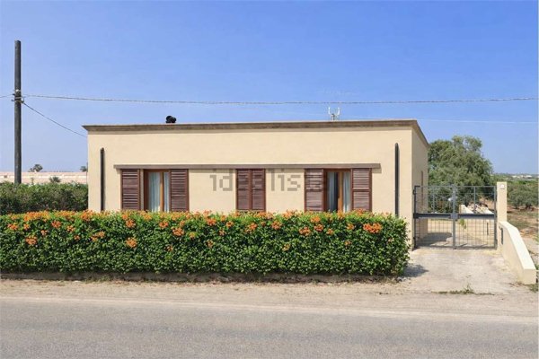 casa indipendente in vendita a Marsala