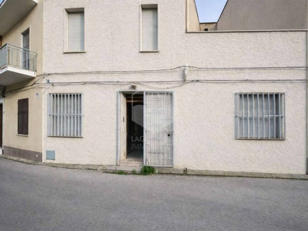 casa indipendente in vendita a Marsala
