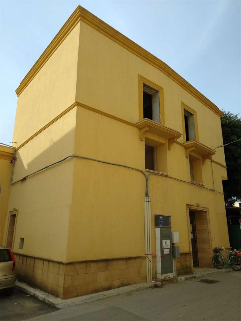 trivano in vendita a Marsala