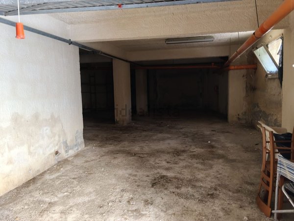 locale di sgombero in vendita a Marsala