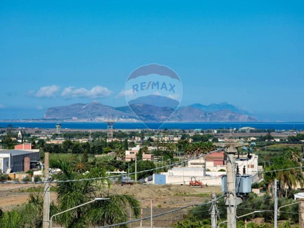 casa indipendente in vendita a Marsala