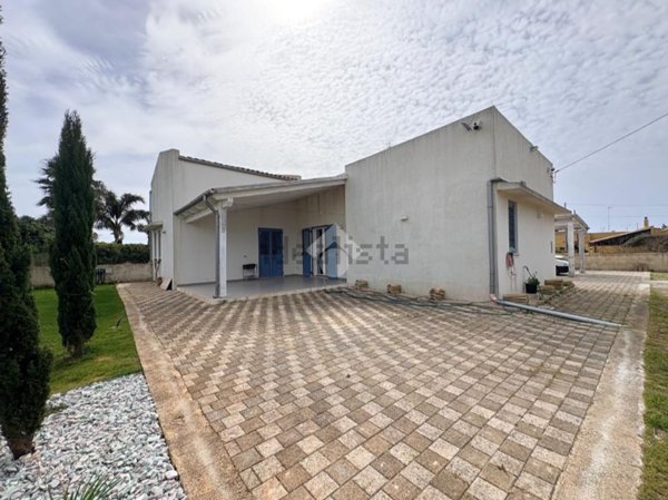 casa indipendente in vendita a Marsala