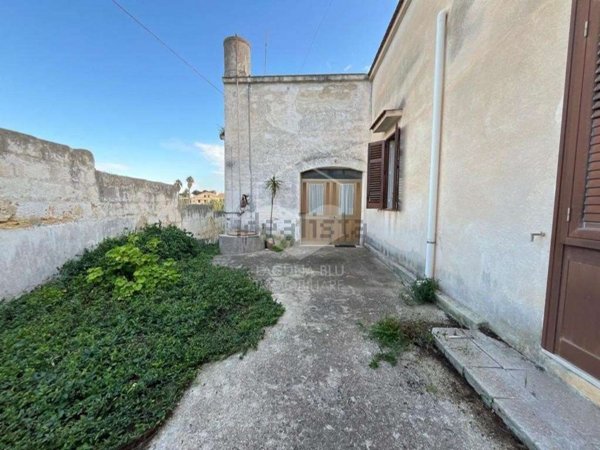 casa indipendente in vendita a Marsala