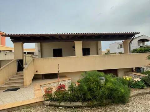 casa indipendente in vendita a Marsala