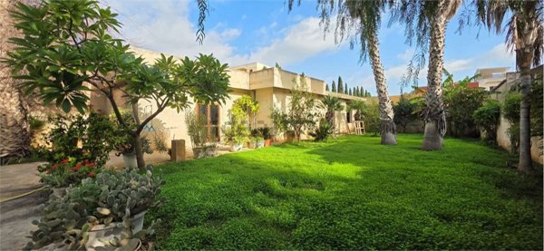 casa indipendente in vendita a Marsala