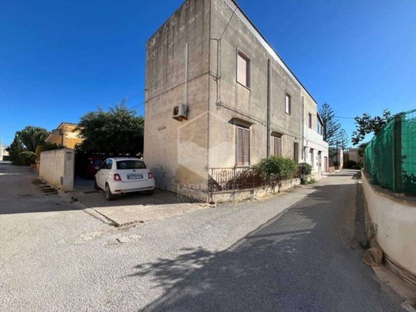 casa indipendente in vendita a Marsala