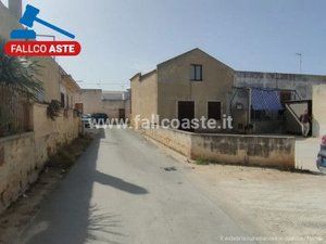 casa indipendente in vendita a Marsala in zona Ranna