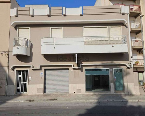 casa indipendente in vendita a Marsala