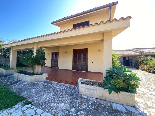 casa indipendente in vendita a Marsala