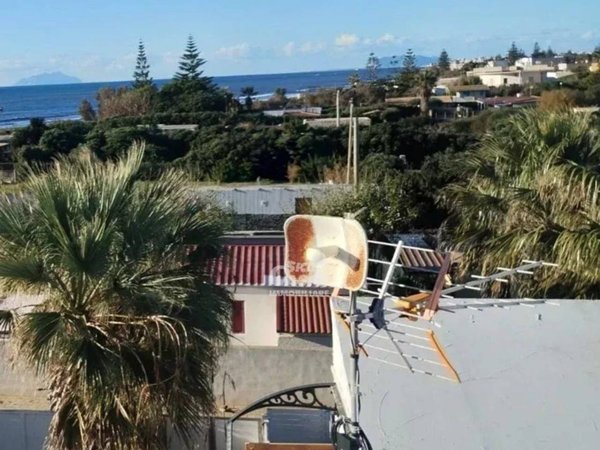 casa indipendente in vendita a Marsala in zona Casabianca