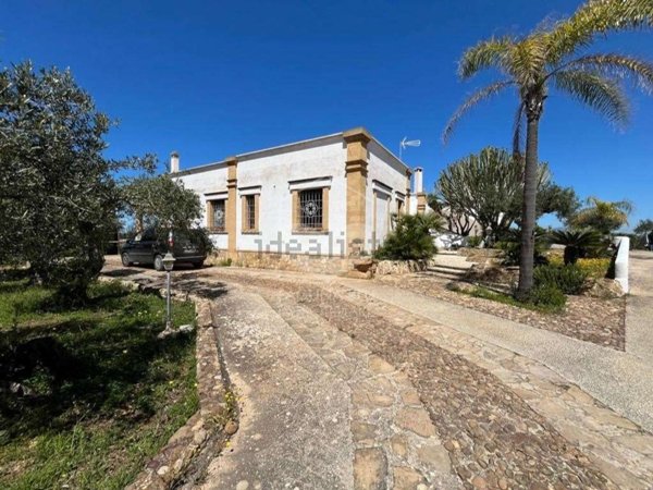 casa indipendente in vendita a Marsala