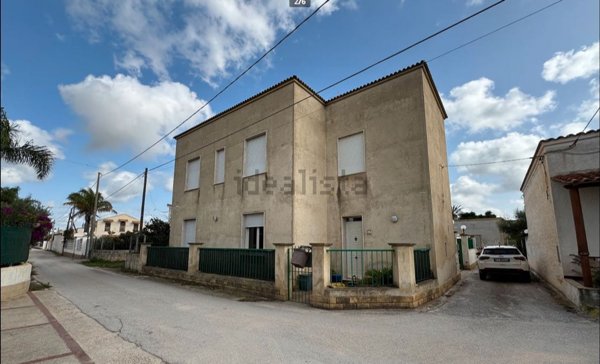 casa indipendente in vendita a Marsala in zona Terrenove