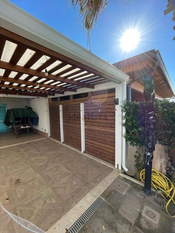 casa indipendente in vendita a Marsala