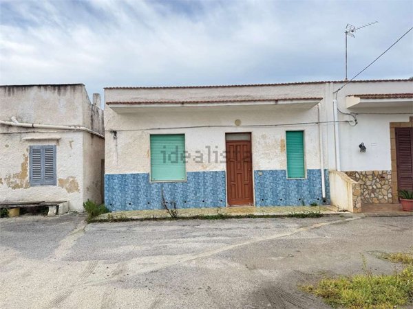 casa indipendente in vendita a Marsala