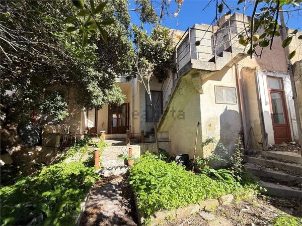 casa indipendente in vendita a Marsala