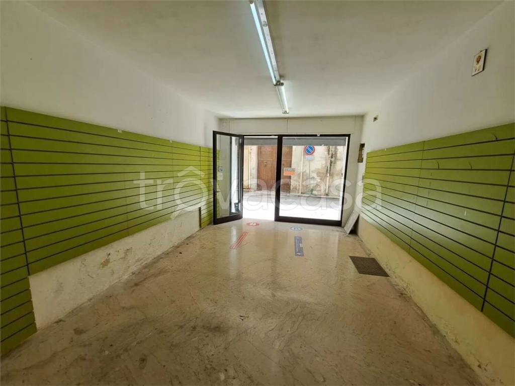 negozio in vendita a Marsala