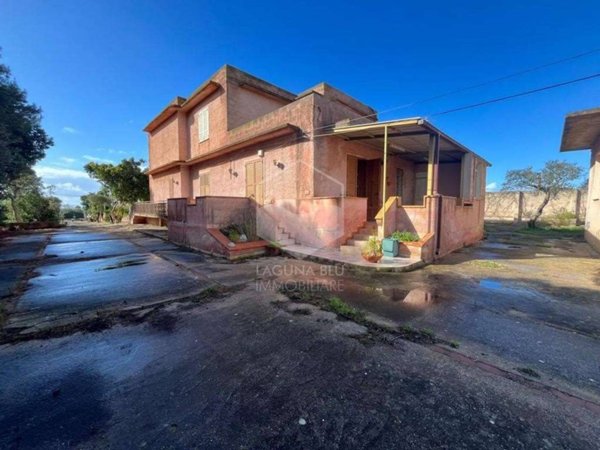 casa indipendente in vendita a Marsala
