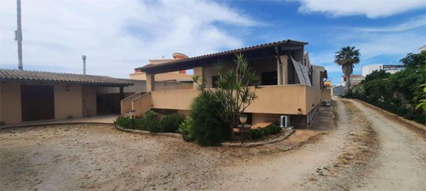 casa indipendente in vendita a Marsala