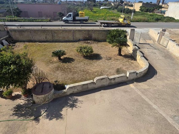 casa indipendente in vendita a Marsala