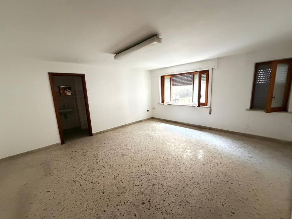 ufficio in vendita a Marsala in zona Centro Storico