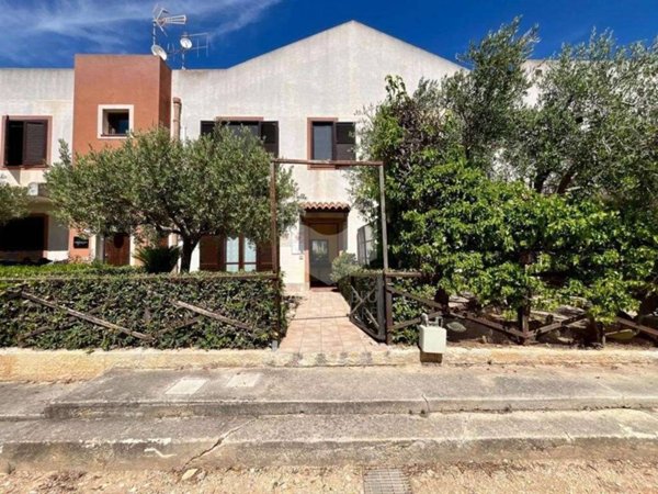 casa indipendente in vendita a Marsala