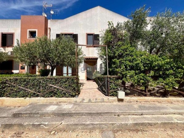 casa indipendente in vendita a Marsala