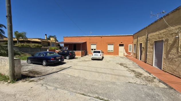 casa indipendente in vendita a Marsala in zona Santa Venera