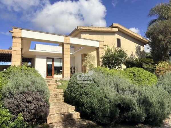casa indipendente in vendita a Marsala
