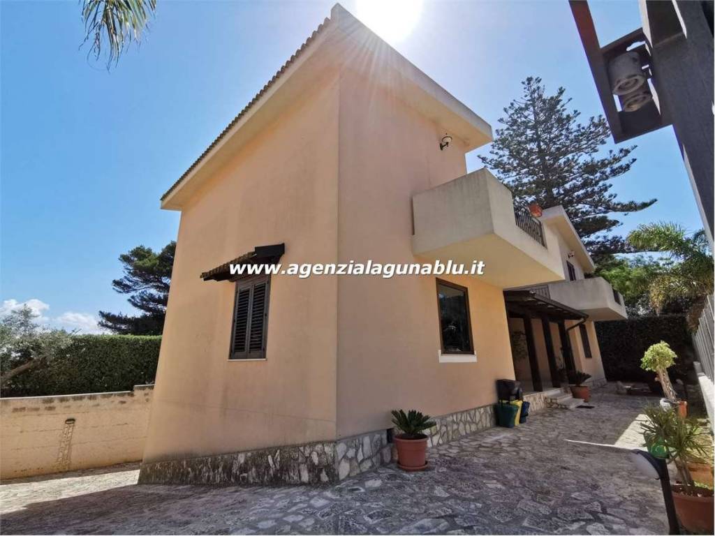 casa indipendente in vendita a Marsala