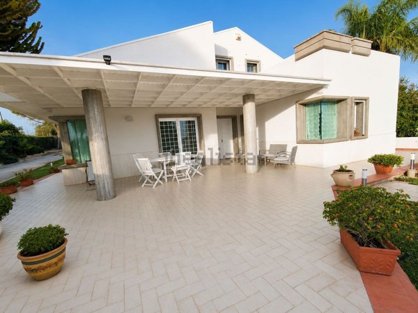 casa indipendente in vendita a Marsala
