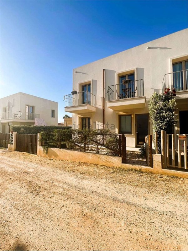 casa indipendente in vendita a Marsala in zona Birgi