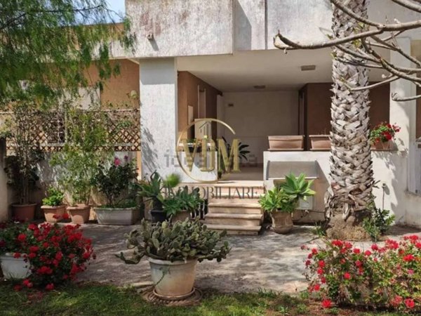 casa indipendente in vendita a Marsala