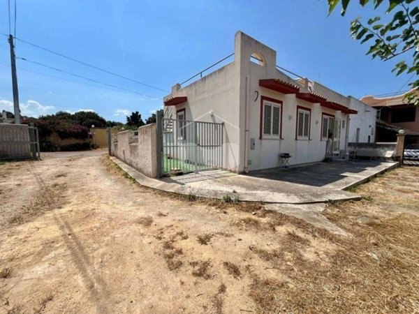 casa indipendente in vendita a Marsala