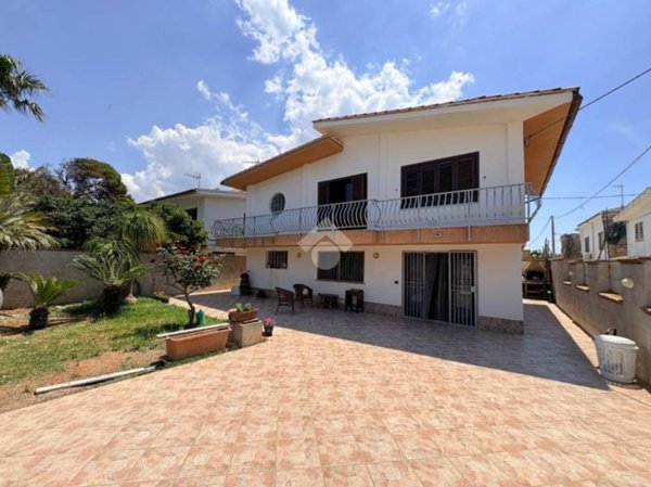 casa indipendente in vendita a Marsala in zona Casabianca