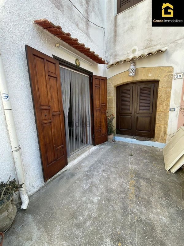 casa indipendente in vendita a Marsala
