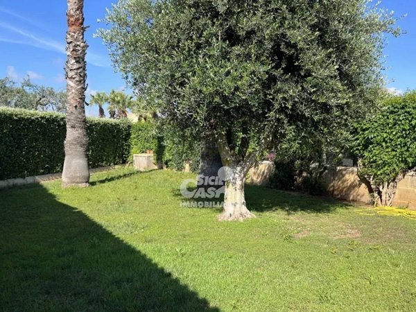 casa indipendente in vendita a Marsala