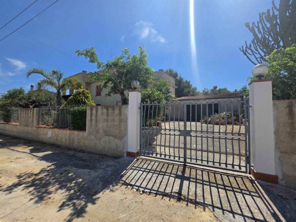 casa indipendente in vendita a Marsala