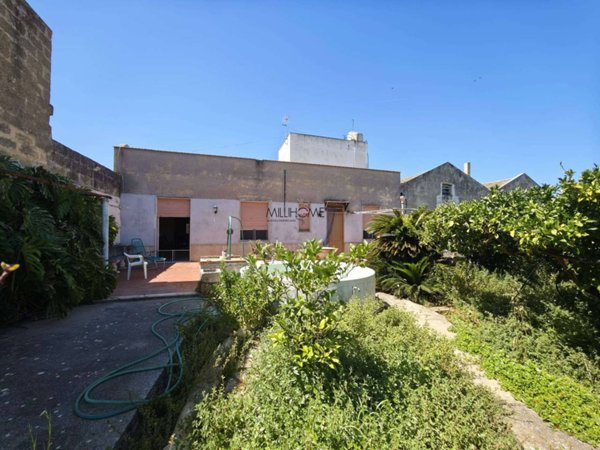 casa indipendente in vendita a Marsala