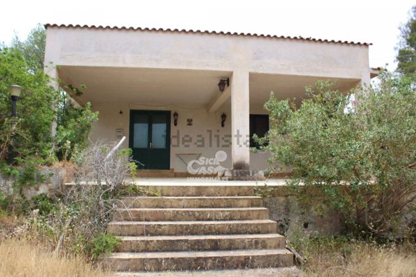 casa indipendente in vendita a Marsala in zona Tabaccaro