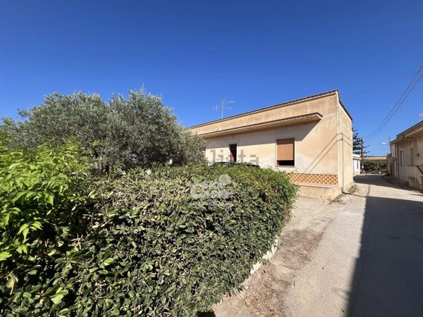 casa indipendente in vendita a Marsala