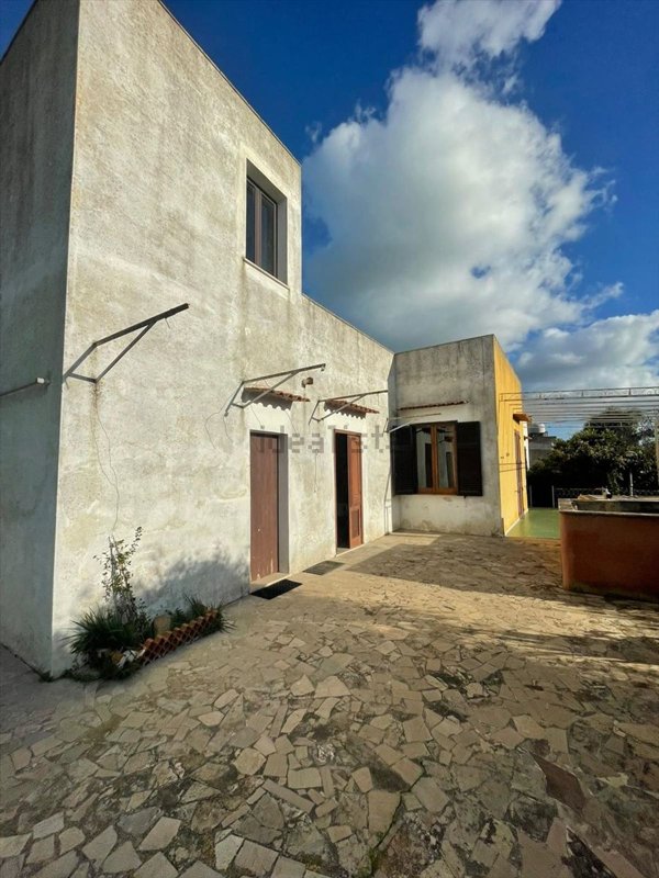 casa indipendente in vendita a Marsala