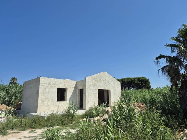 casa indipendente in vendita a Marsala