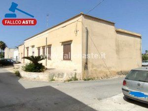 casa indipendente in vendita a Marsala