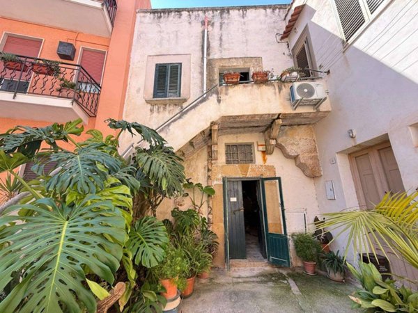 casa indipendente in vendita a Marsala in zona Centro Storico