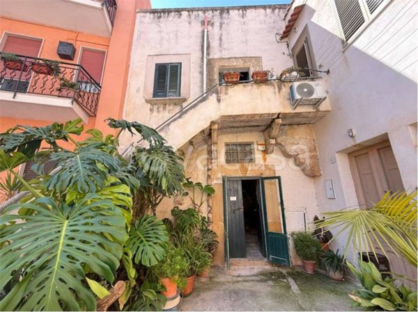 casa indipendente in vendita a Marsala in zona Centro Storico