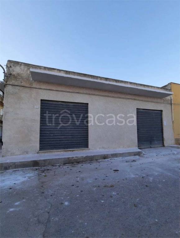 locale commerciale in vendita a Marsala