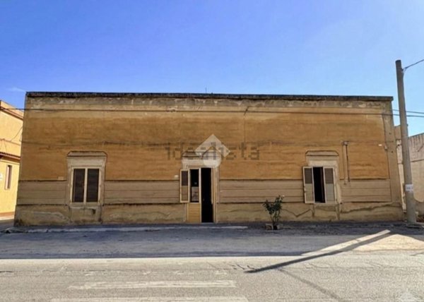 casa indipendente in vendita a Marsala